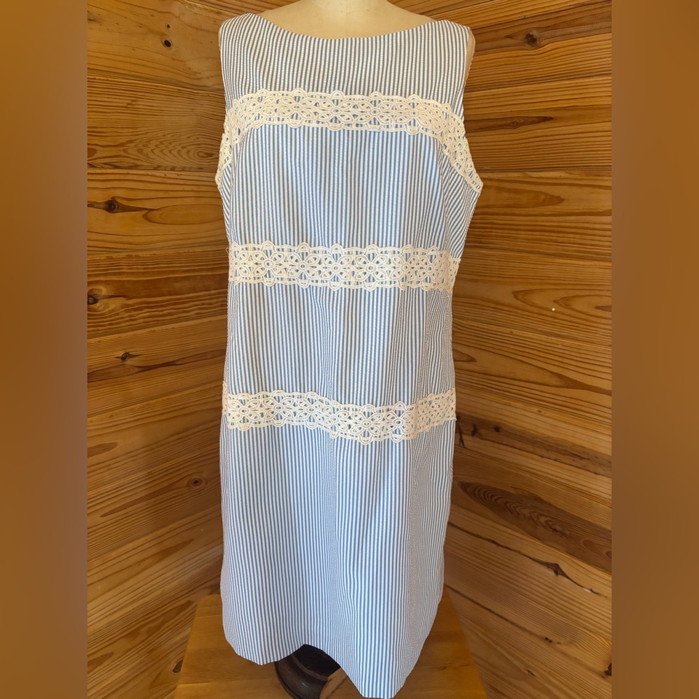 London Times Blue and White Lace Mini Dress